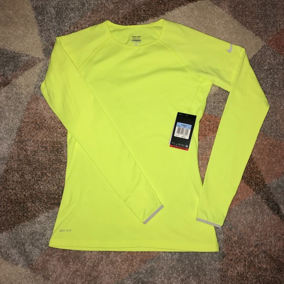 Nike Tops - Nike Pro Hyperwarm Long Sleeve